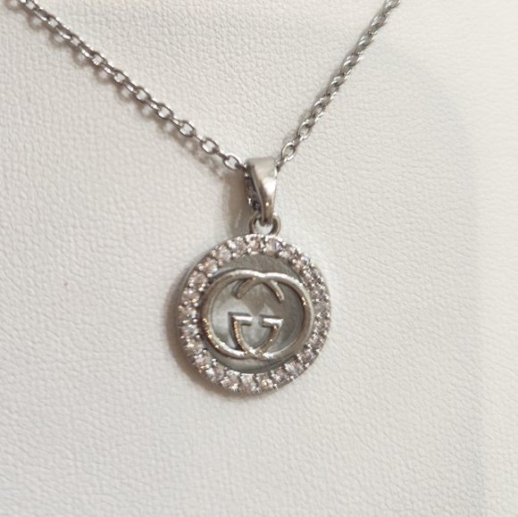 Stunning GG Charm..Silver Tone...New! In Gift Box! - Picture 4 of 4